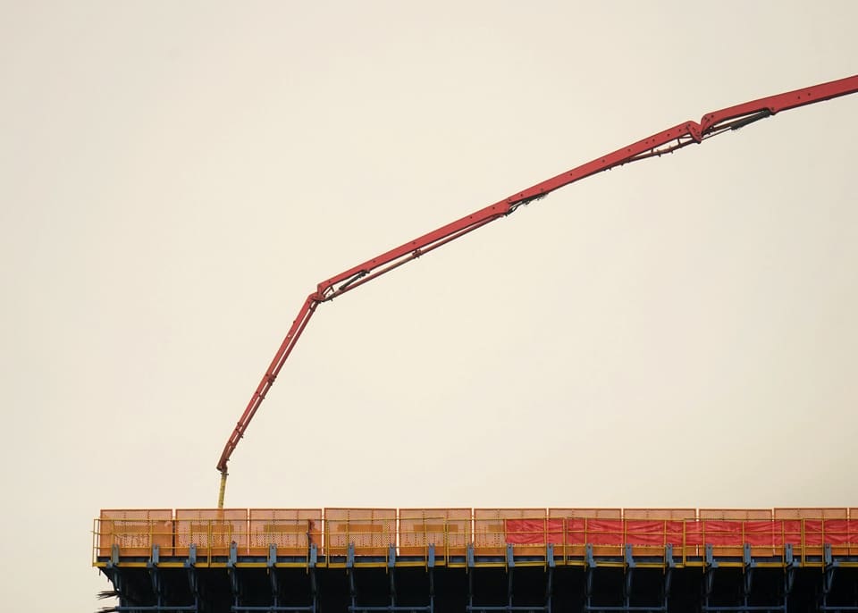 Betoniranje temelja pomoću pumpe za beton